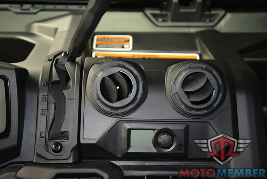 2026 Can-Am Defender DPS CAB HD10