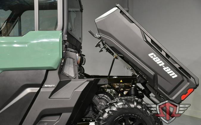 2026 Can-Am Defender DPS CAB HD10