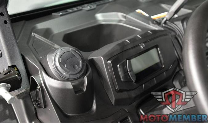 2026 Can-Am Defender DPS CAB HD10
