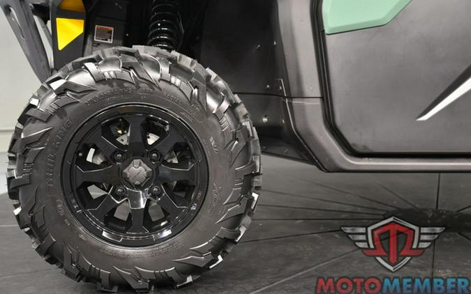 2026 Can-Am Defender DPS CAB HD10