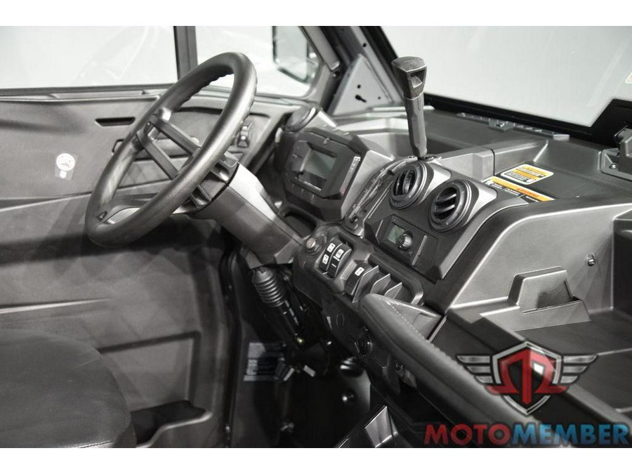 2026 Can-Am Defender DPS CAB HD10