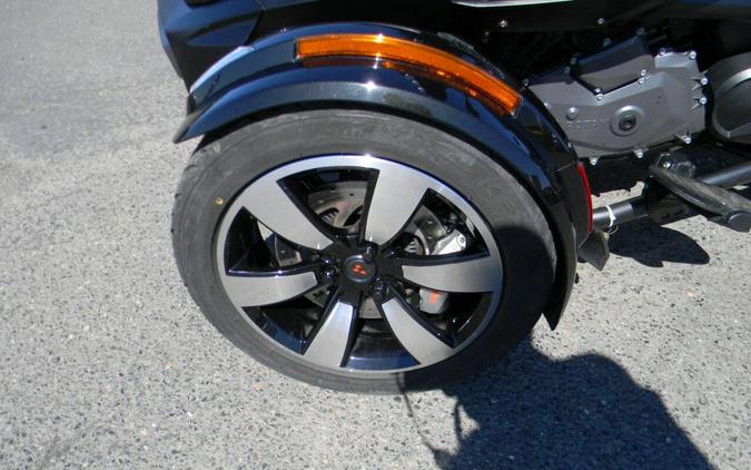 2017 Can-Am Spyder F3-T F3-T SE6