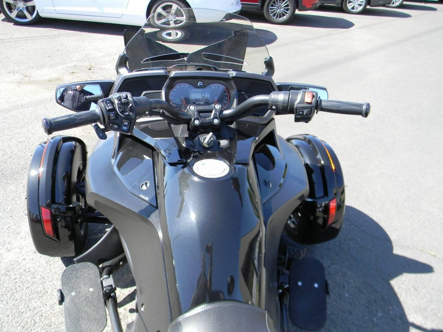 2017 Can-Am Spyder F3-T F3-T SE6