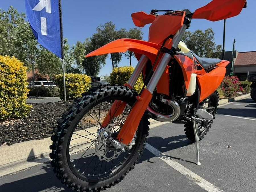 2027 KTM 300 XC