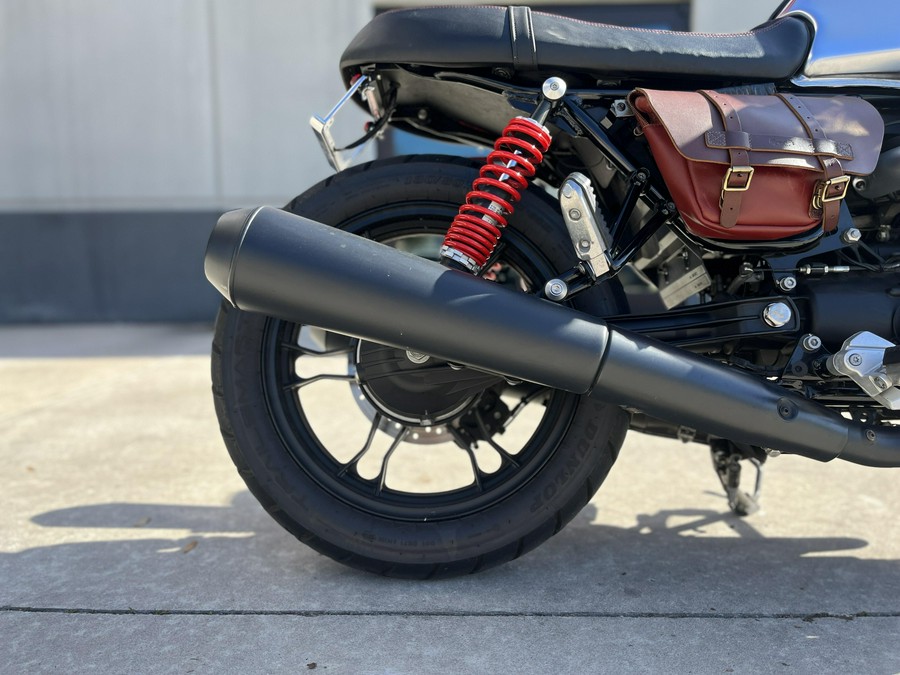 2020 MOTO GUZZI V7 III Stone S