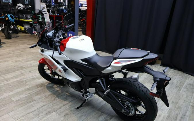 2026 Yamaha YZF-R3 70th Anniversary Edition