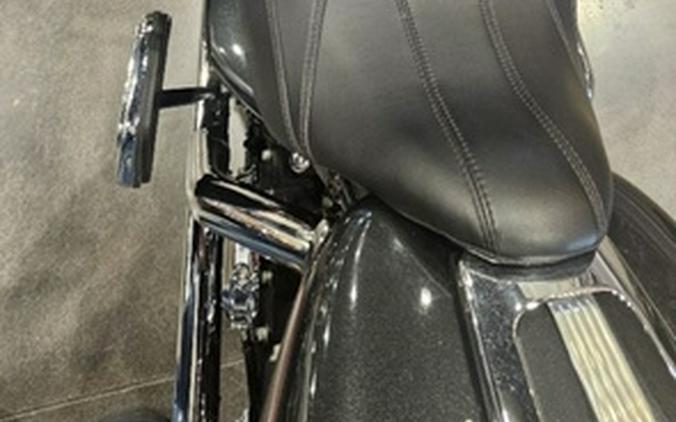 2008 Harley-Davidson FLHTCU - Ultra Classic Electra Glide