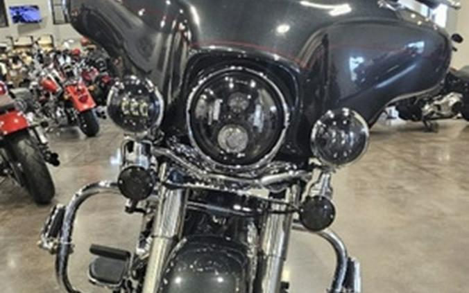 2008 Harley-Davidson FLHTCU - Ultra Classic Electra Glide