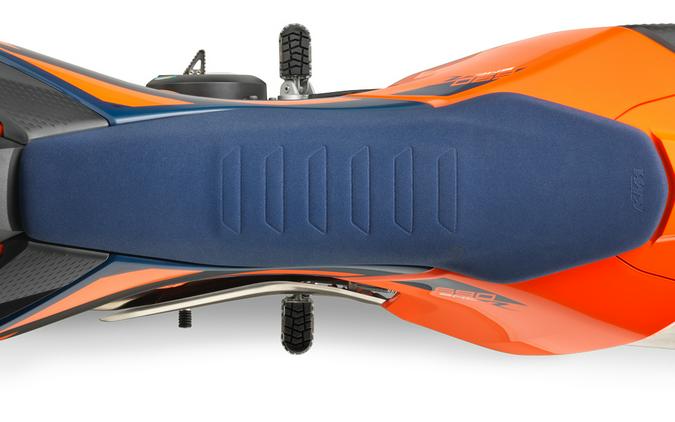 2026 KTM 690 SMC R