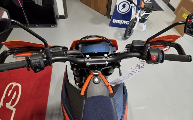 2026 KTM 690 SMC R