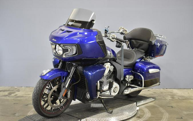 2022 Indian Motorcycle Challenger blue