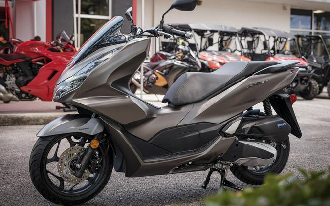 2024 Honda® PCX