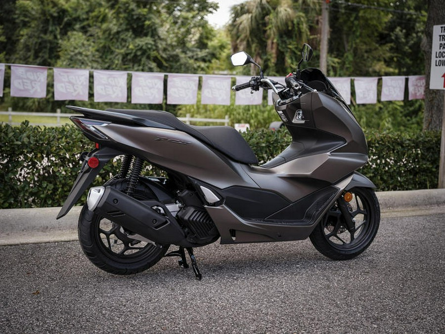 2024 Honda® PCX