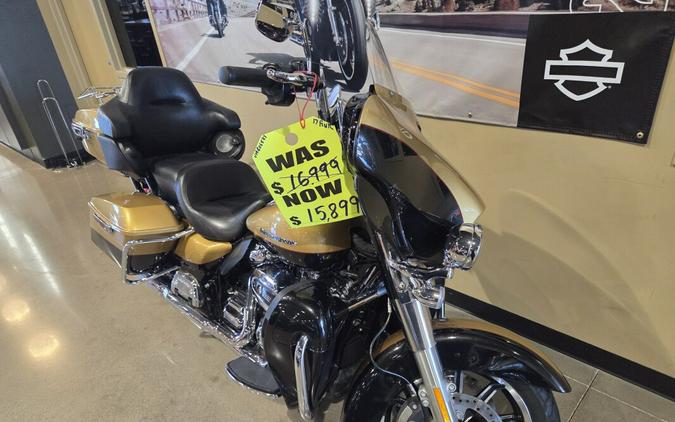 2017 Harley-Davidson® Ultra Limited BLKHGLD/BLK QTZ W/PINSTRIPE