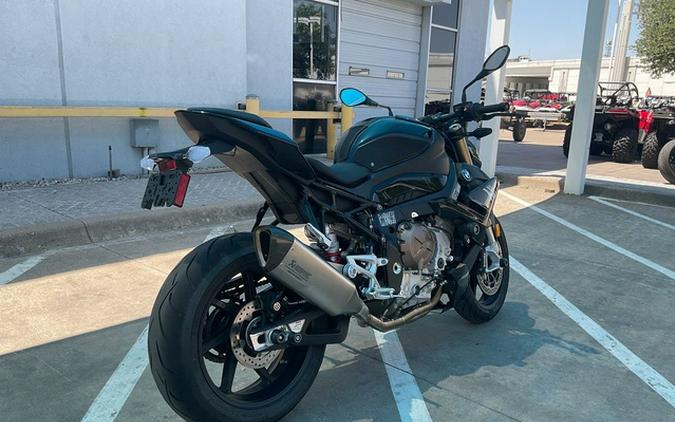 2024 BMW S 1000 R Black Storm Metallic