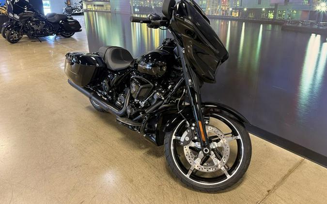 2026 Harley-Davidson Street Glide FLHX