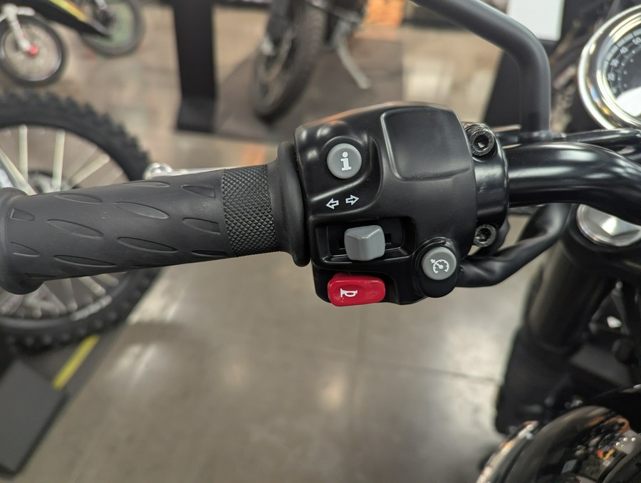 2026 Triumph Bonneville T120 Black