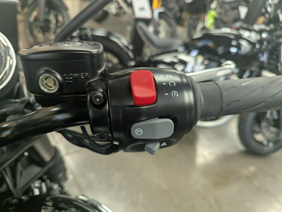 2026 Triumph Bonneville T120 Black