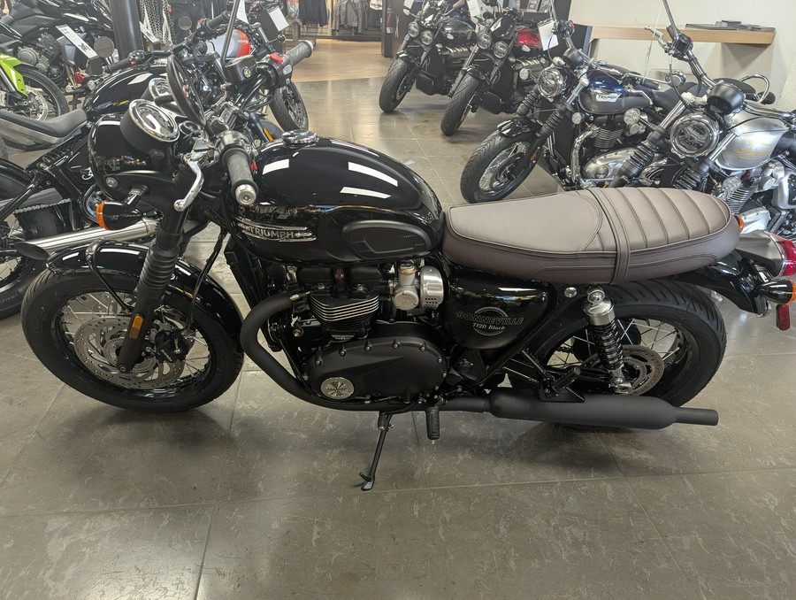 2026 Triumph Bonneville T120 Black