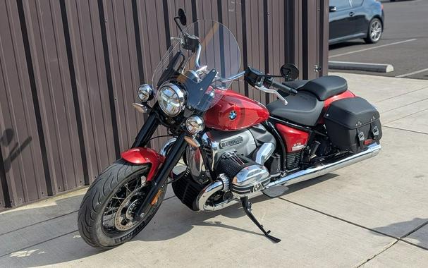 2022 BMW R 18 Classic Mars Red Metallic