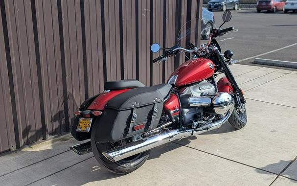 2022 BMW R 18 Classic Mars Red Metallic