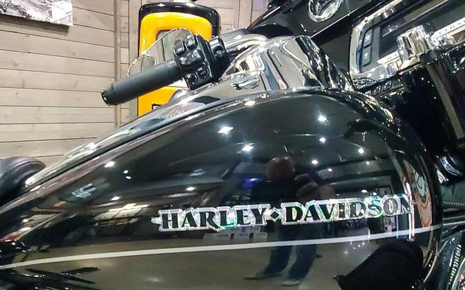 2016 Harley-Davidson® FLHTK - Ultra Limited