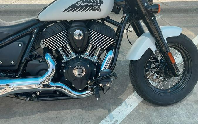 2024 Indian Chief Bobber ABS Ghost White Metallic Smoke