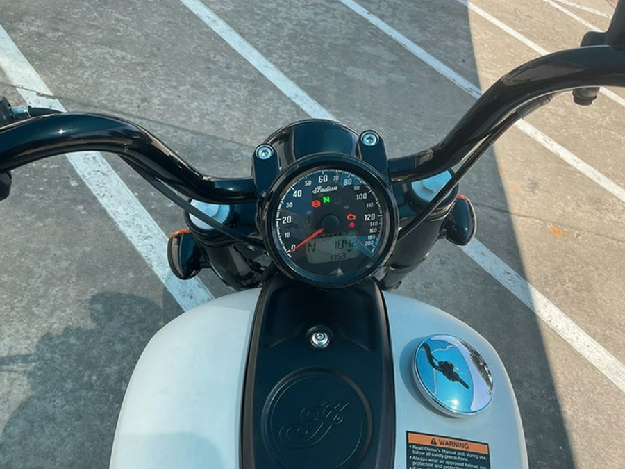 2024 Indian Chief Bobber ABS Ghost White Metallic Smoke