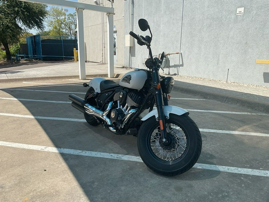 2024 Indian Chief Bobber ABS Ghost White Metallic Smoke