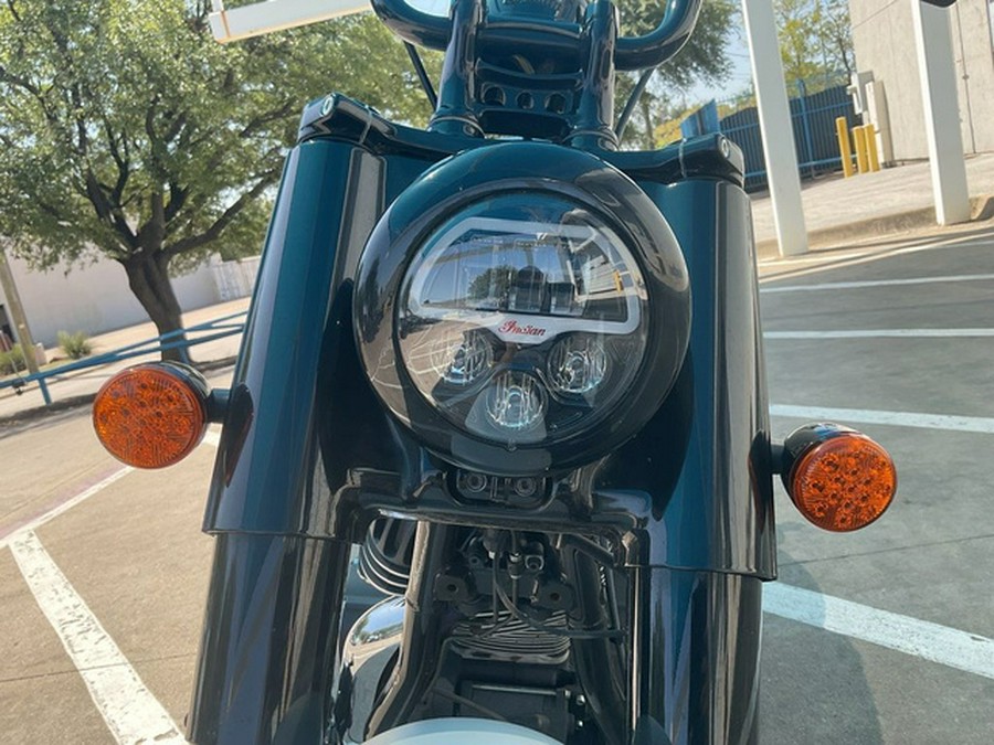 2024 Indian Chief Bobber ABS Ghost White Metallic Smoke