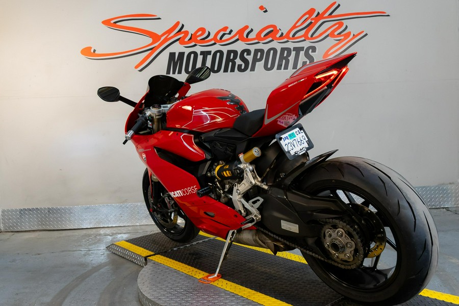 2014 Ducati Superbike 1199 Panigale