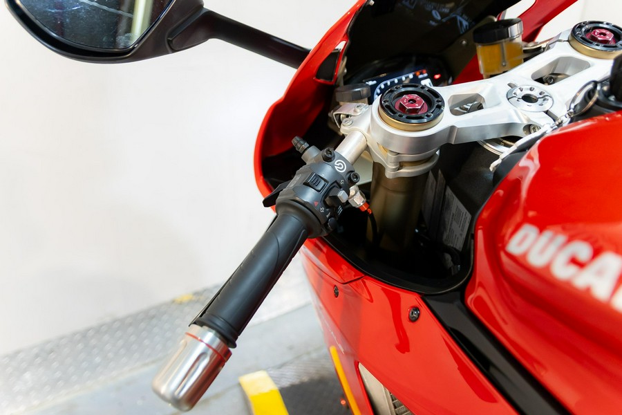 2014 Ducati Superbike 1199 Panigale