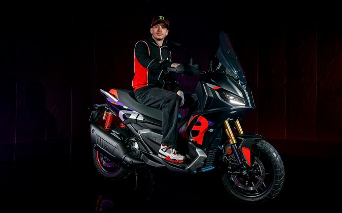 2027 Aprilia SR GT 400 Rally Replica