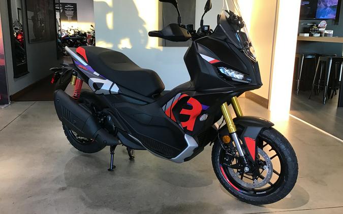 2027 Aprilia SR GT 400 Rally Replica