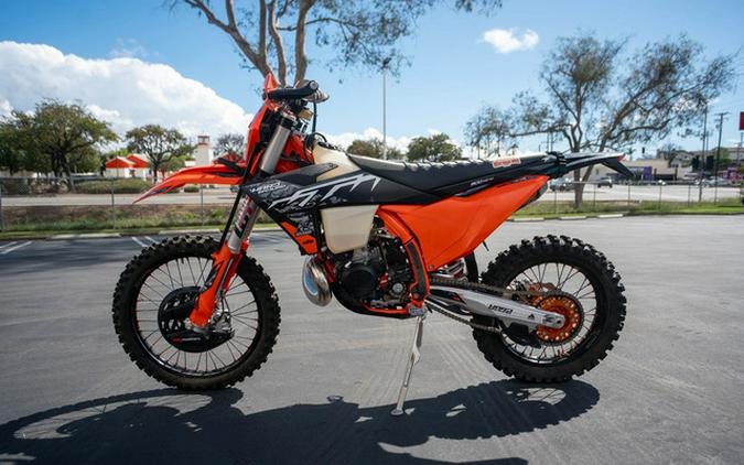2025 KTM XC 300 W Hardenduro