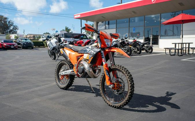 2025 KTM XC 300 W Hardenduro