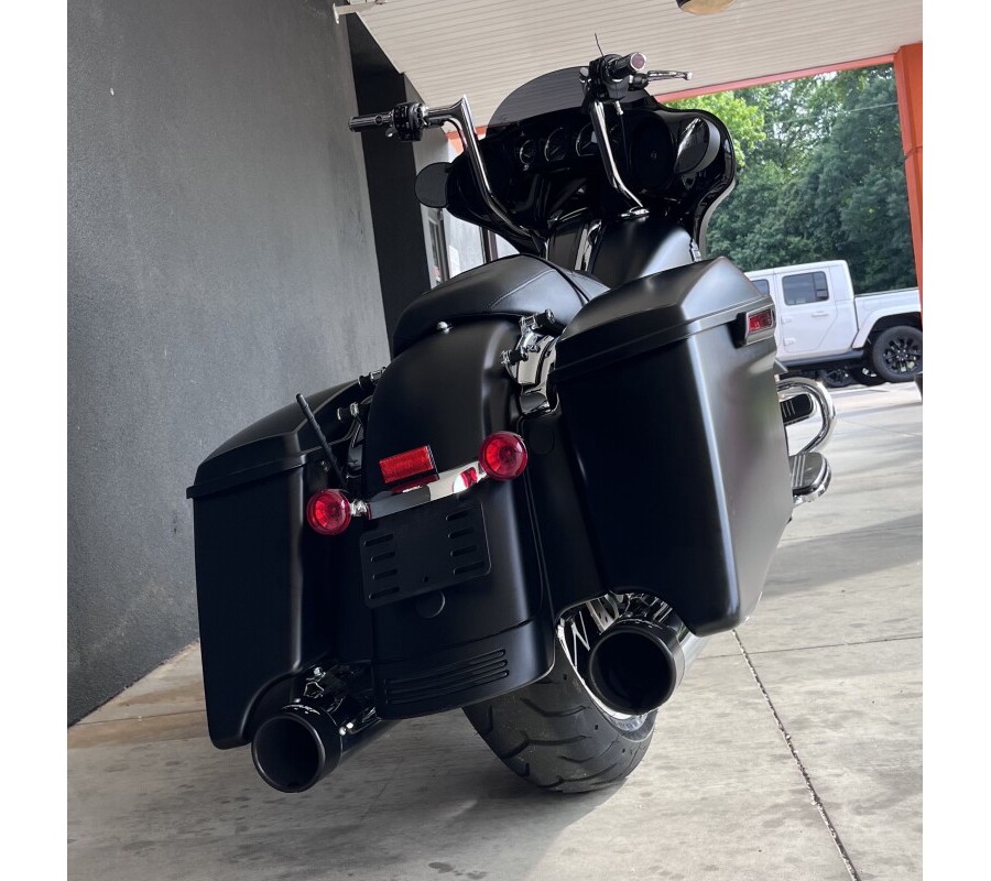 FLHXS 2022 Street Glide Special