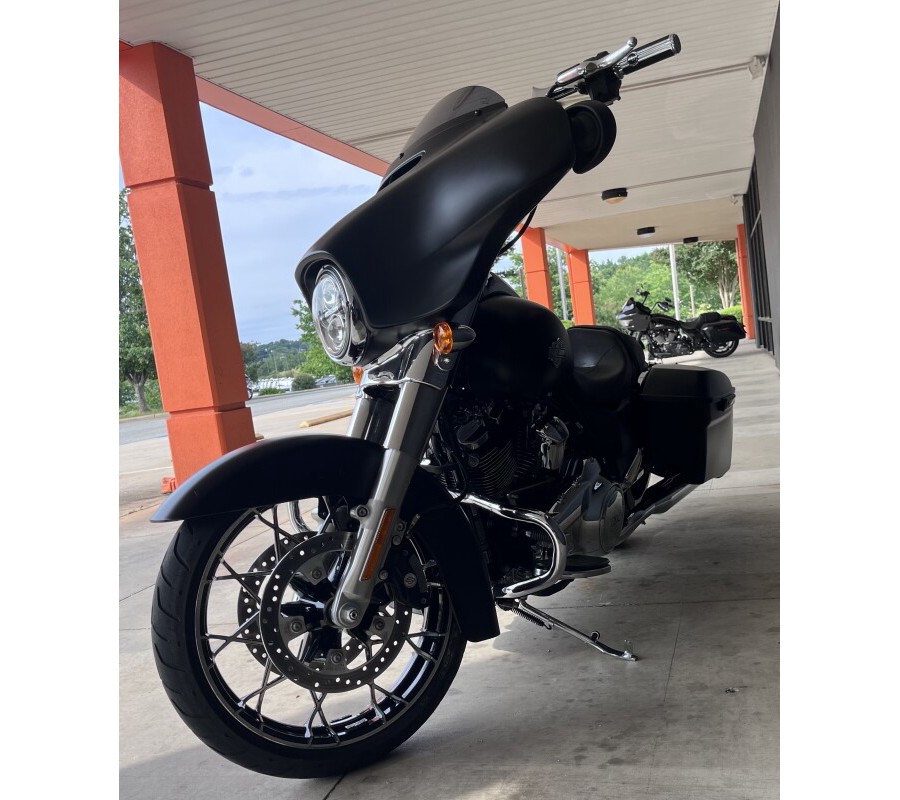 FLHXS 2022 Street Glide Special