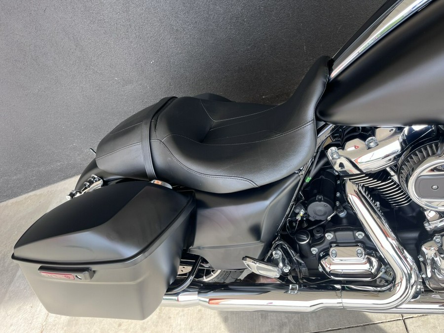 FLHXS 2022 Street Glide Special