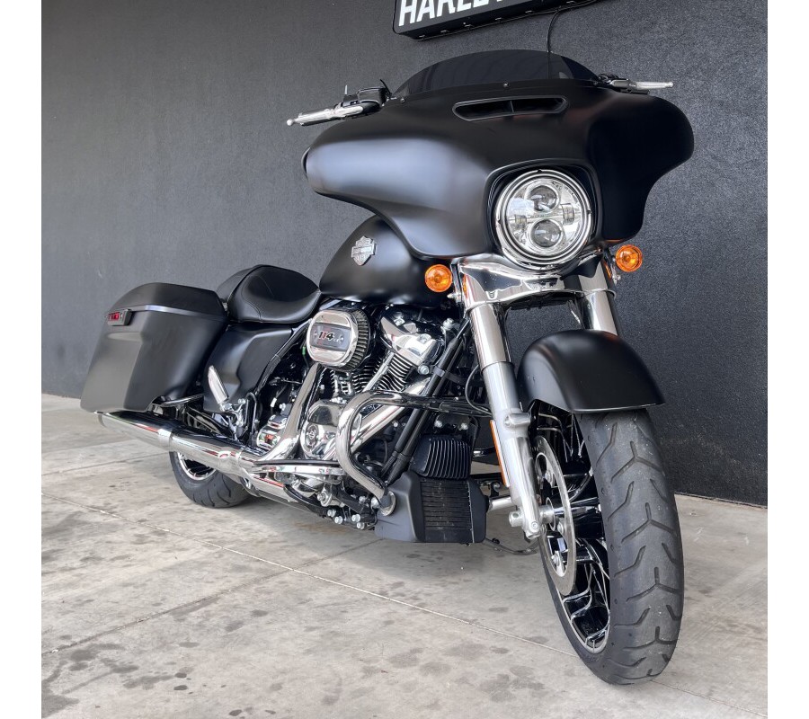 FLHXS 2022 Street Glide Special