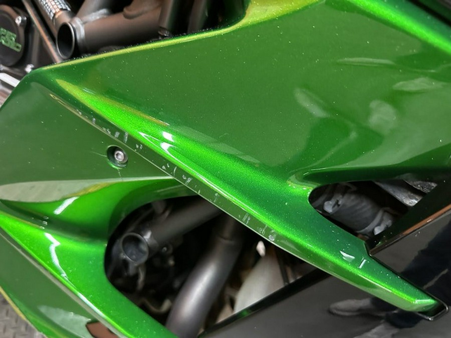 2022 Kawasaki Ninja H2 SX SE+