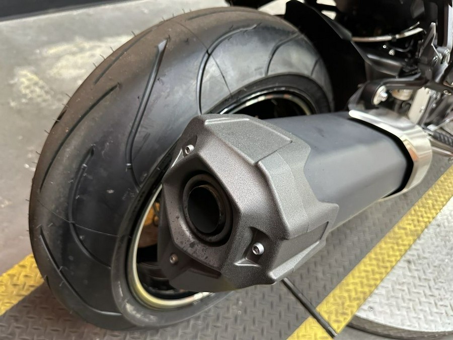 2022 Kawasaki Ninja H2® SX SE