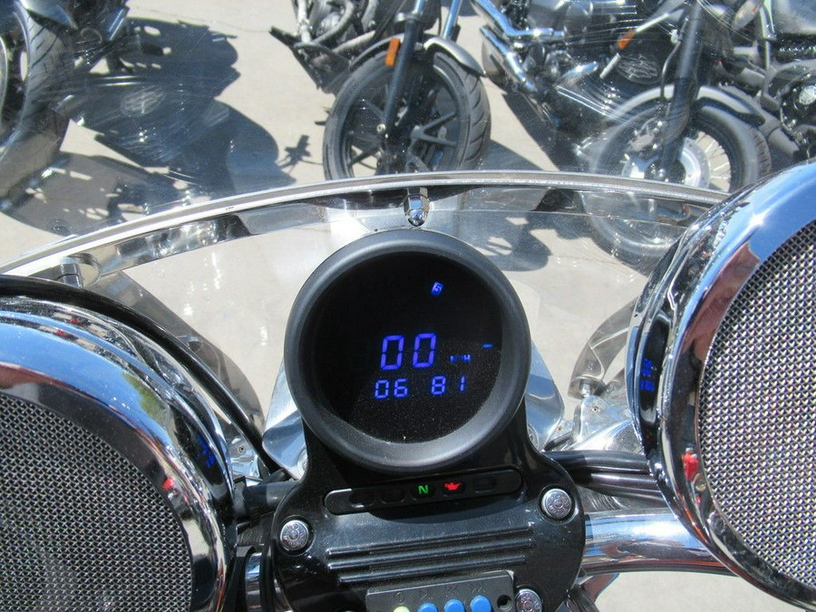 2011 Harley-Davidson® XL883L - Sportster® SuperLow®