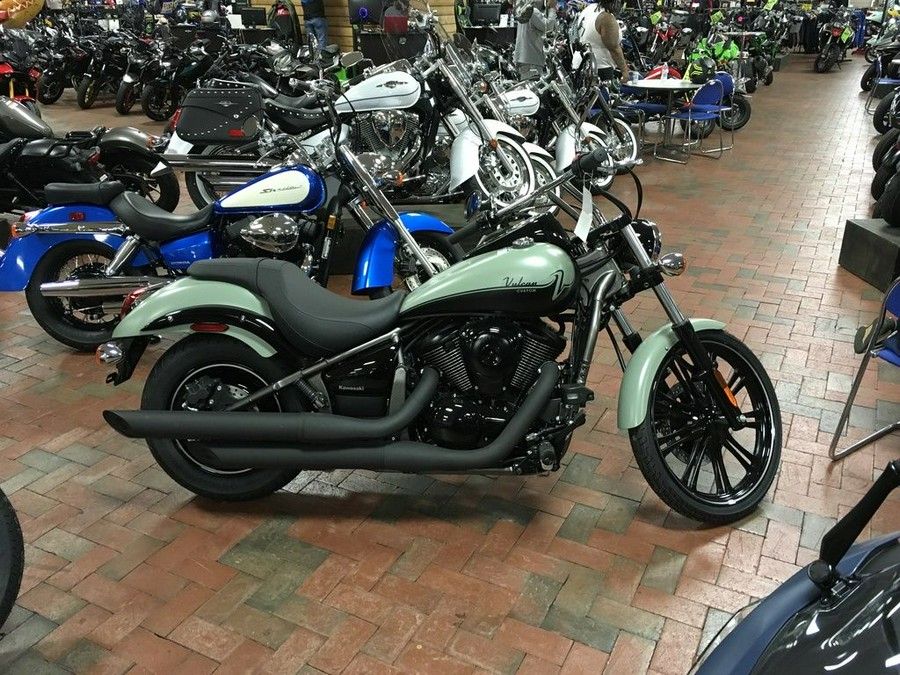 2023 Kawasaki Vulcan® 900 Custom