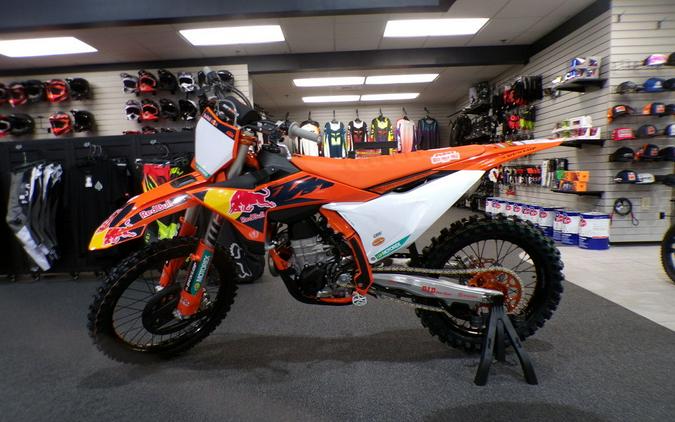 2024 KTM 450 SX-F Factory Edition First Look [17 Fast Facts]