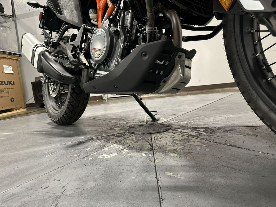 2024 KTM Adventure 390