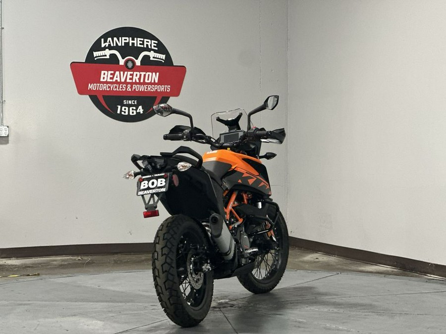 2024 KTM Adventure 390