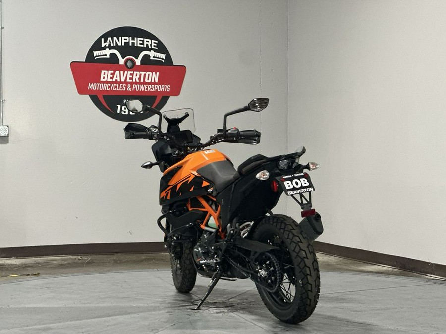 2024 KTM Adventure 390