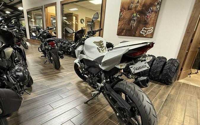 2023 Kawasaki Z400 ABS