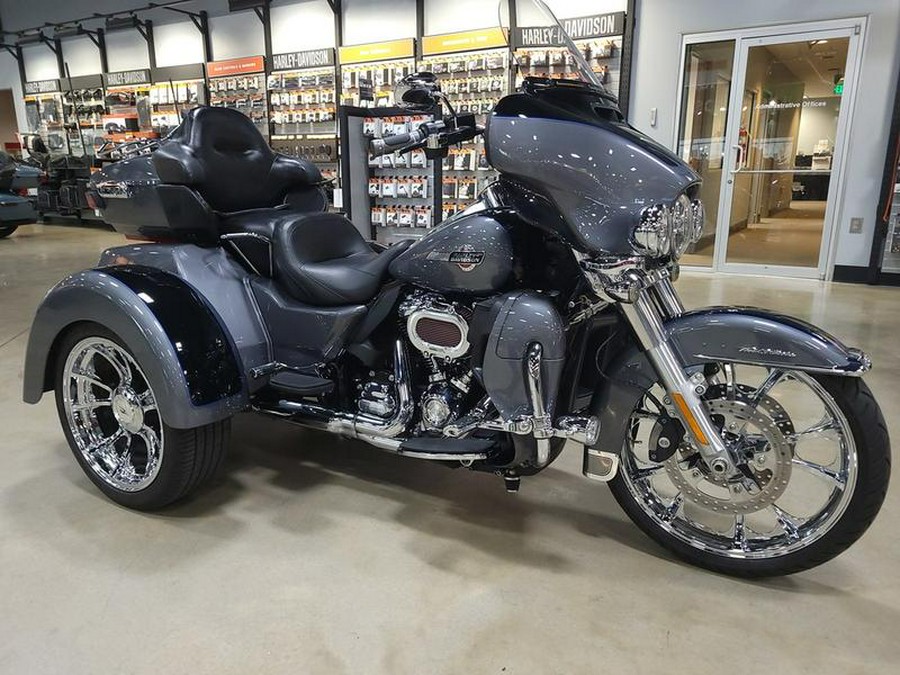 2022 Harley-Davidson® FLHTCUTG - Tri Glide® Ultra